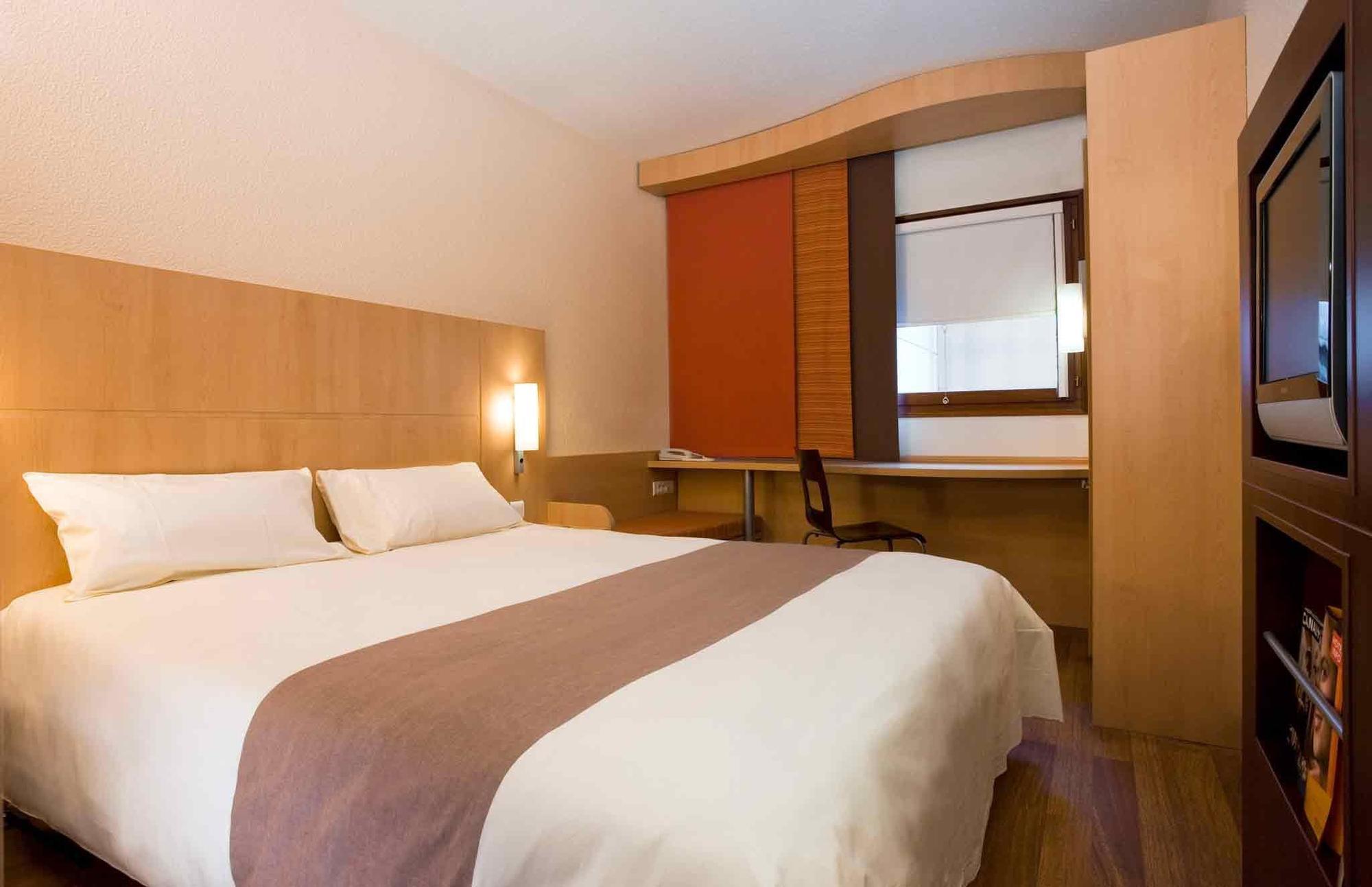فندق Ibis Saint Rambert D'Albon المظهر الخارجي الصورة