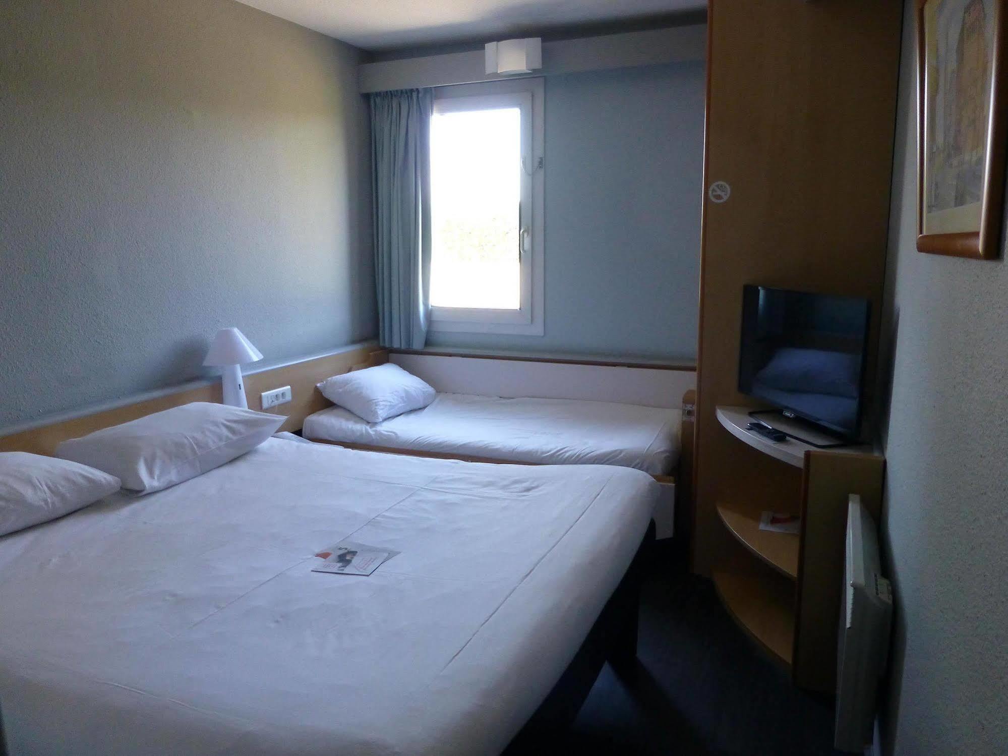 فندق Ibis Saint Rambert D'Albon المظهر الخارجي الصورة